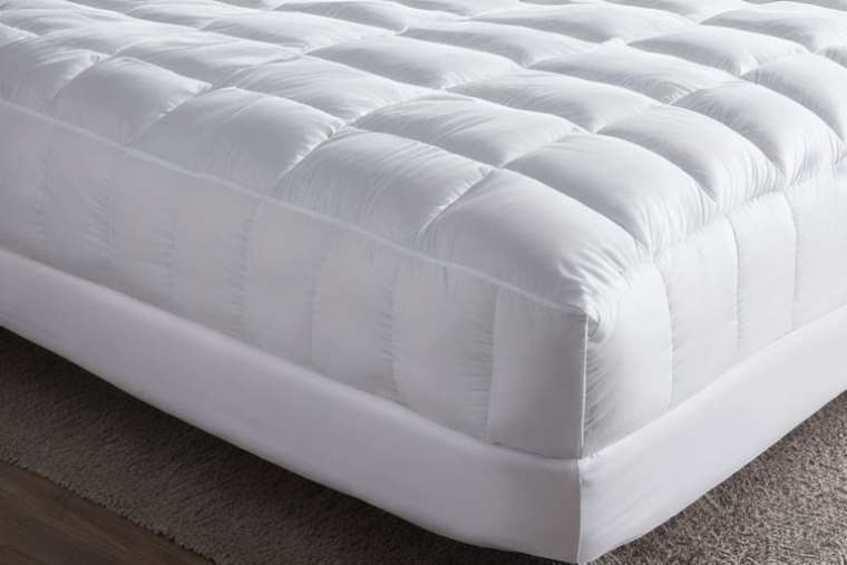 Is a Down Comforter Warmer Than a Down Alternative? Cuddly Plushly